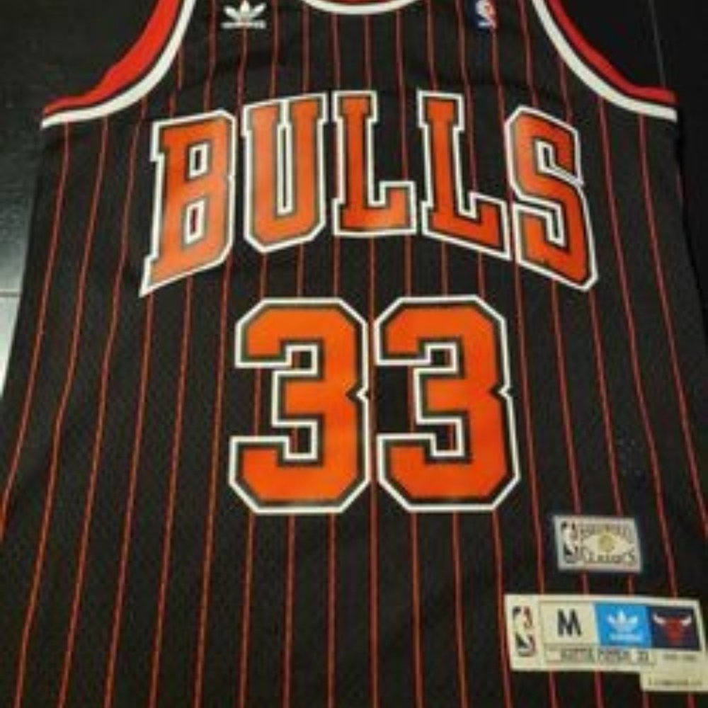 Scottie Pippen Chicago Bulls Hardwood Classics Jersey Size M